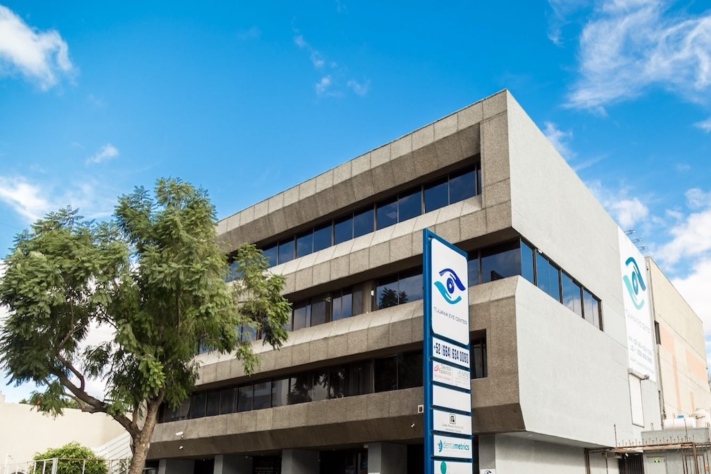 Tijuana Eye Center's easy-to-find premises with unmissable logo and accessible entrance ramp 